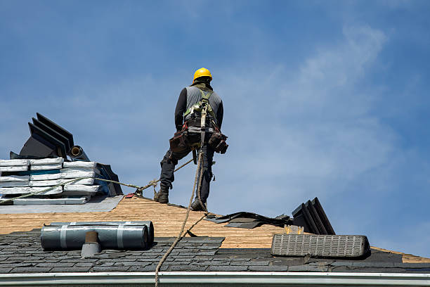 Professional Roof Replacement technician working in Brookfield, OH